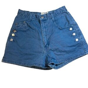 Vintage high waisted skate blue denim jean shorts by Denim Rebublic size 7/8